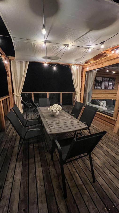 Dom Na Zielonym Wzgorzu Z Wlasna Sauna I Jacuzzi Ferienhaus *